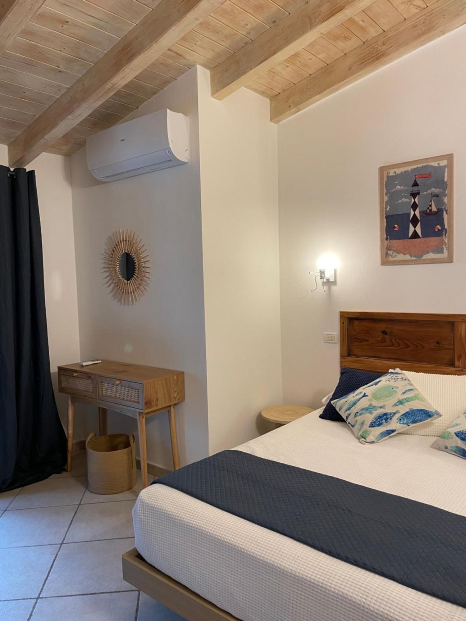 Blue Vista - Casa Marina Apartment บุจแจร์รุ ภายนอก รูปภาพ